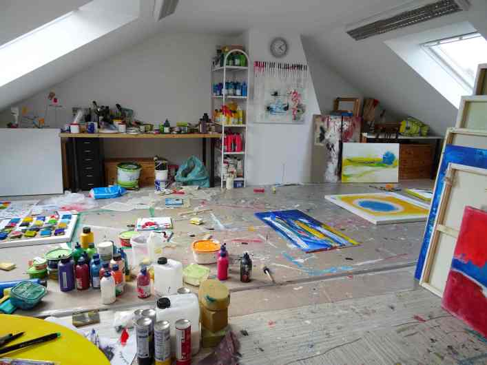 Im Studio/ Inside the studio